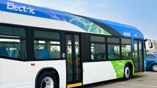Saskatoon Transit bus with the word electric